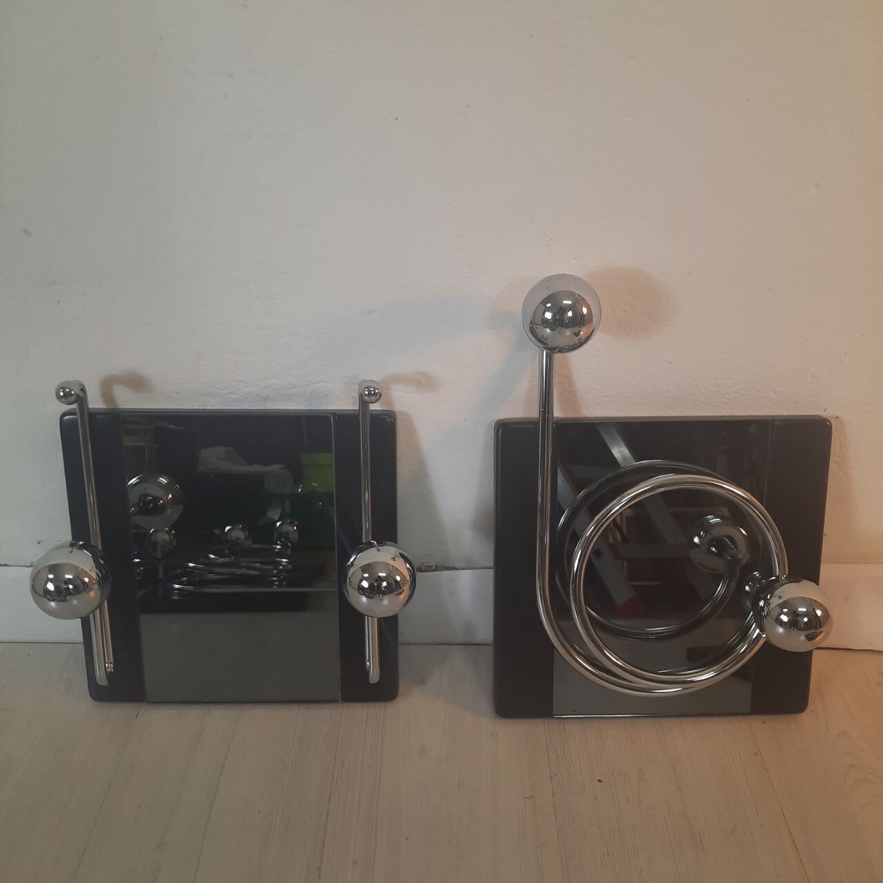 9 70's clothes hanger spiral