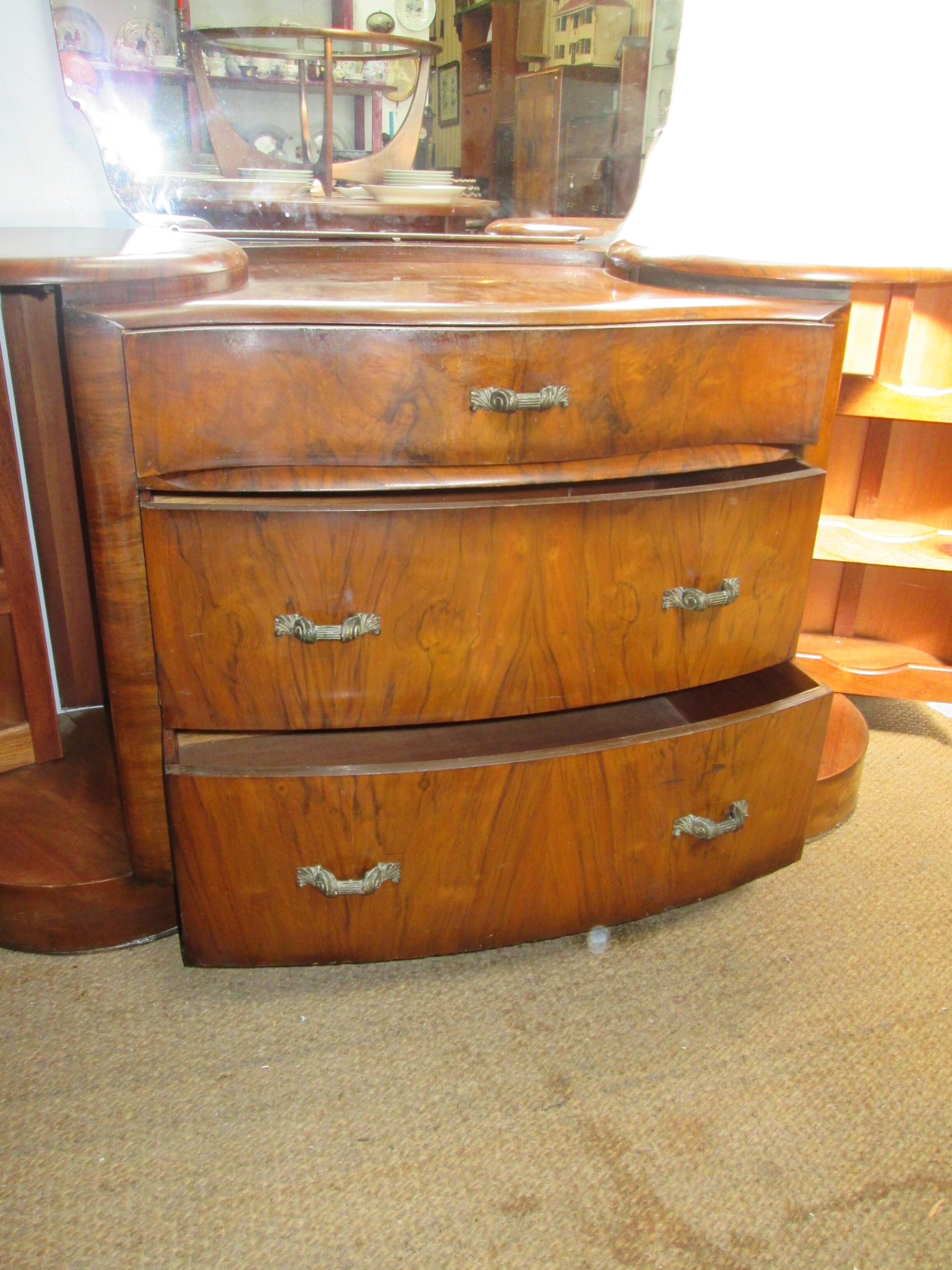 Art Deco hairdresser