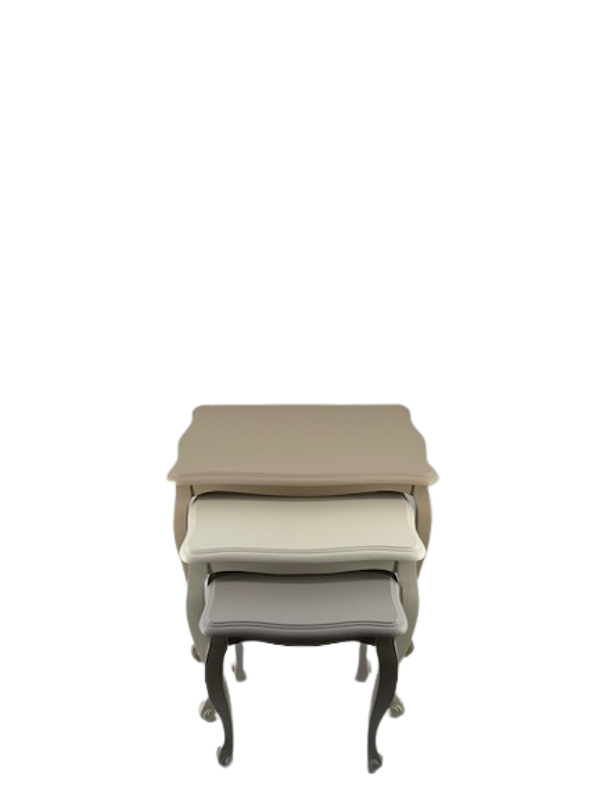 Tables Gigognes en bois