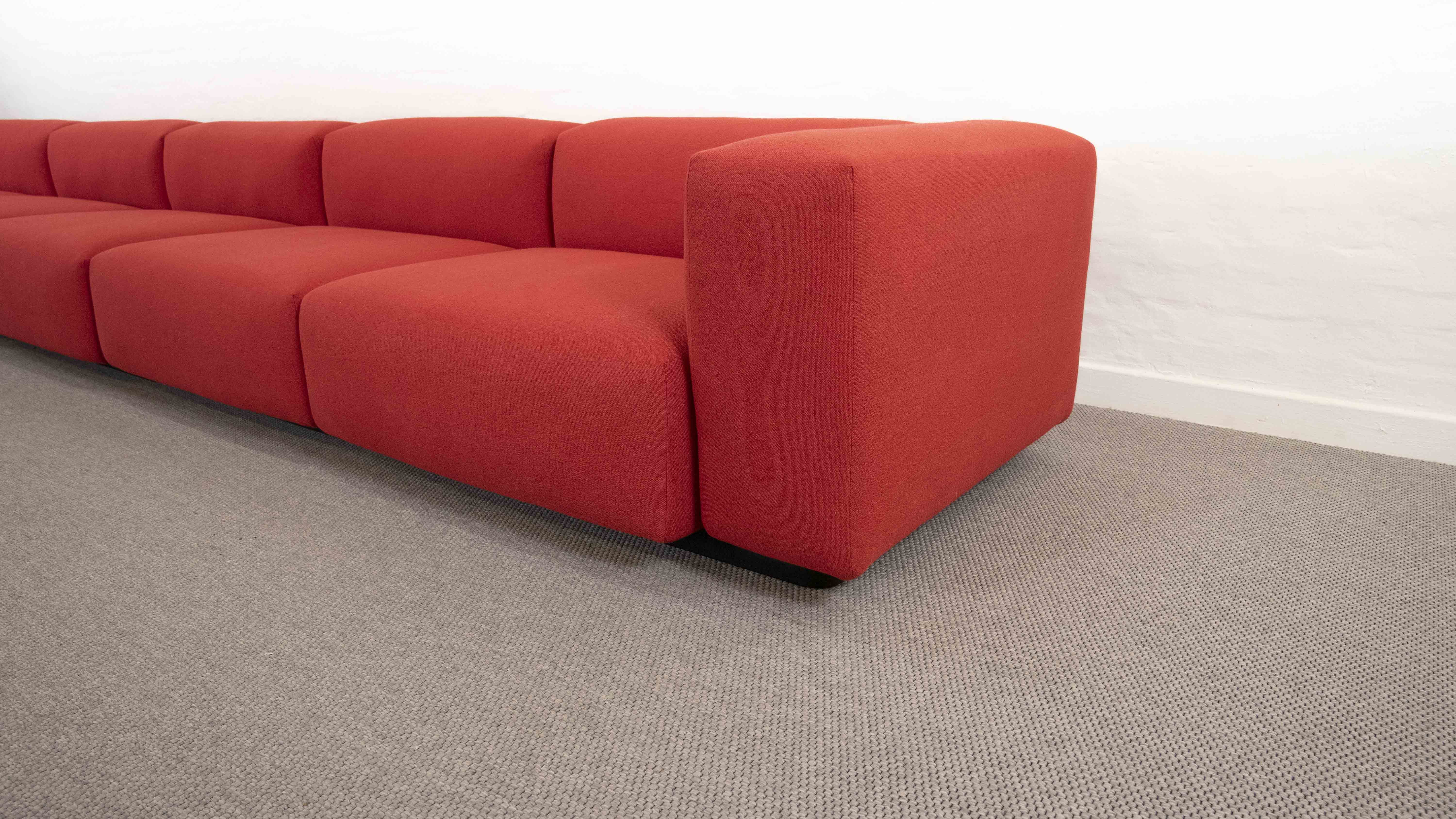 Vitra modular soft 5-seat sofa by Jasper Morrison in red Fabric