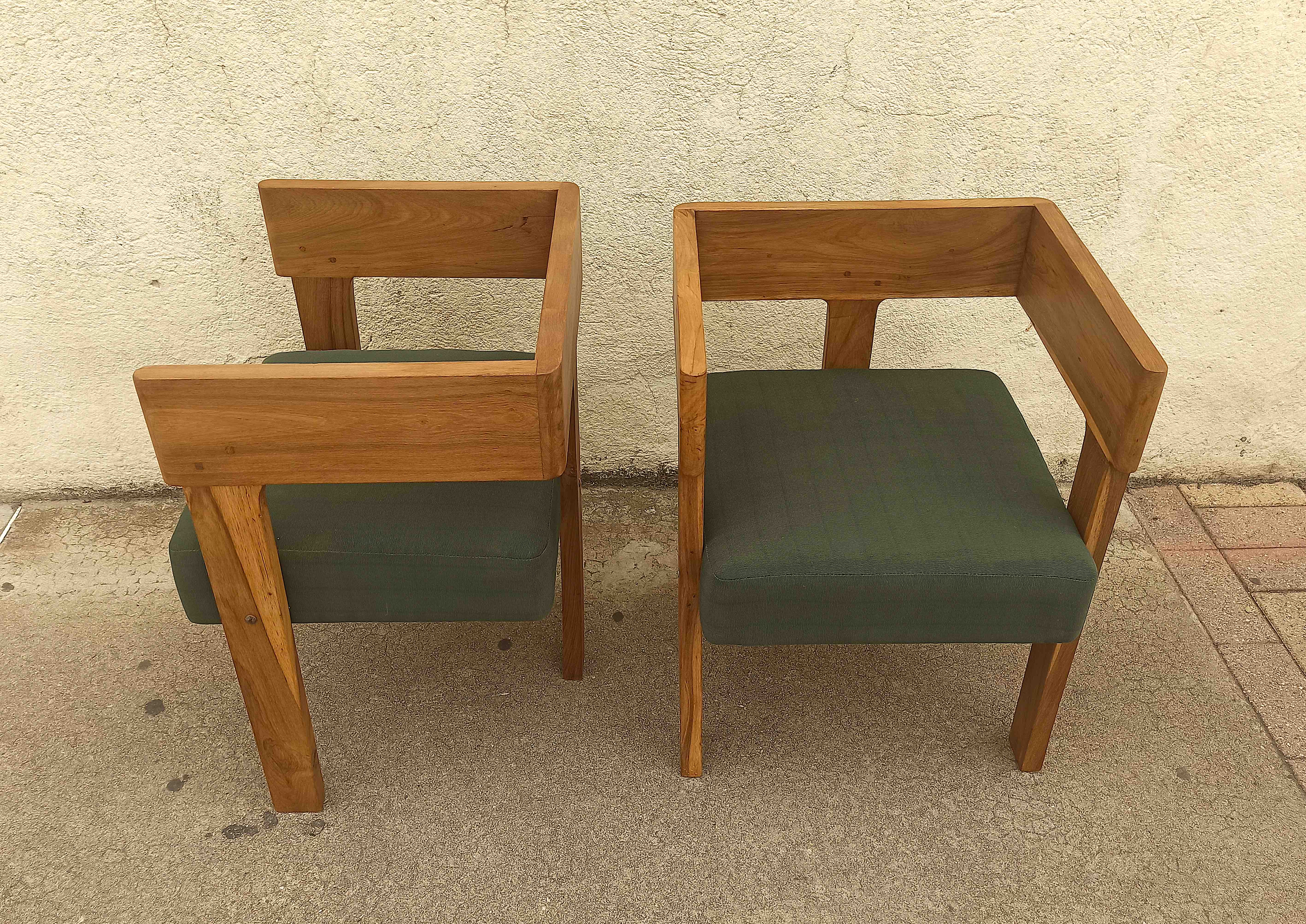 Pair of tripod armchairs ancient solid teak, 60