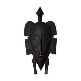 Masque africain avec tête