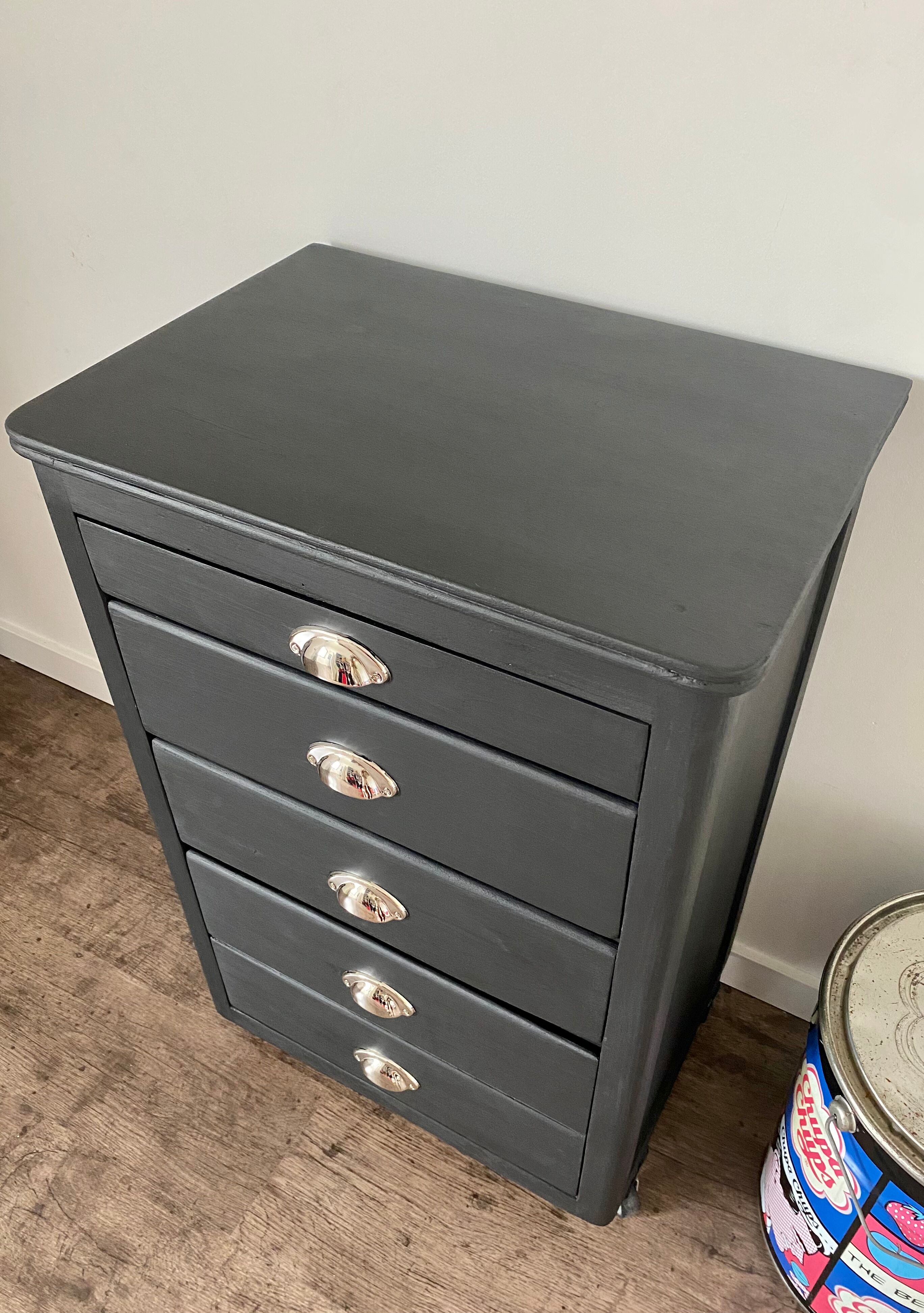Vintage workshop maid restyled matte black