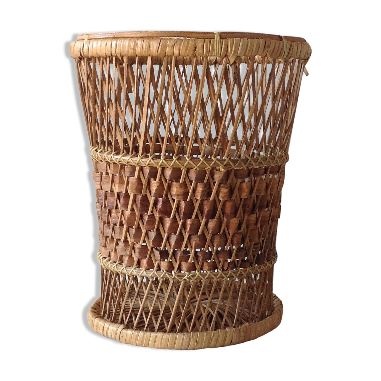 Wicker wastebasket