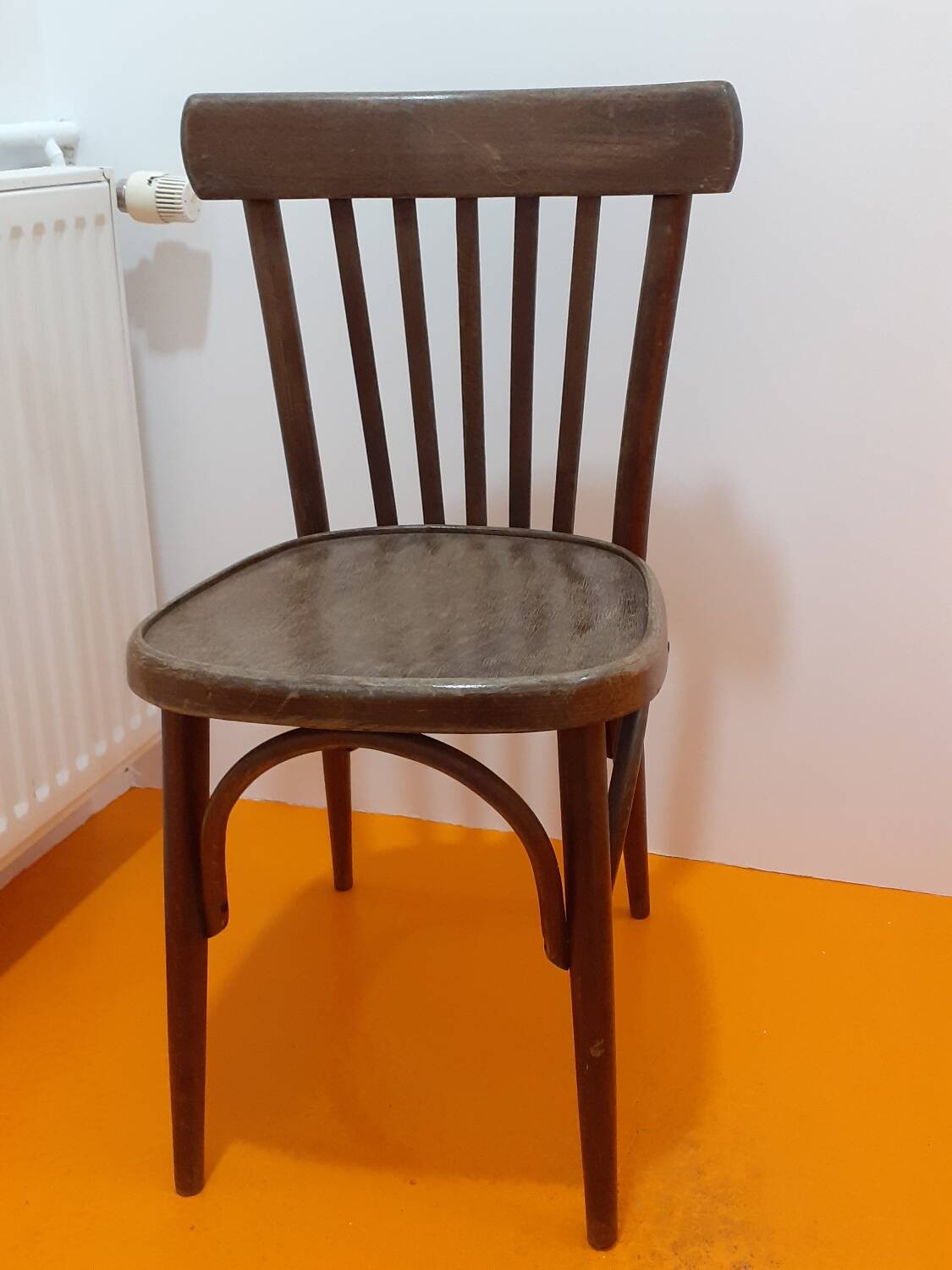 Bistro chair