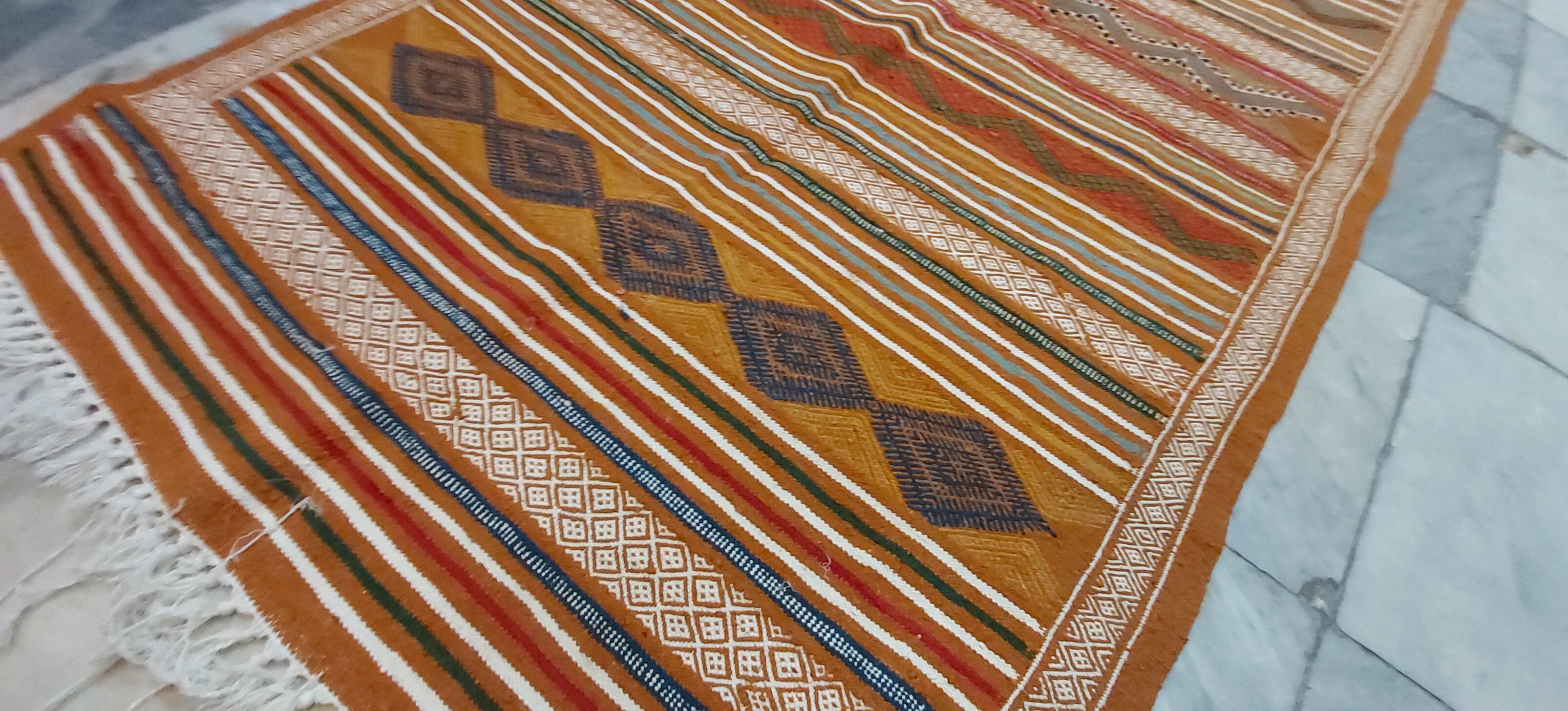 Tapis kilim berbère traditionnel multicolore 100x200cm