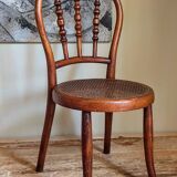 Chaise enfant en bois rond courbé cannée ancienne