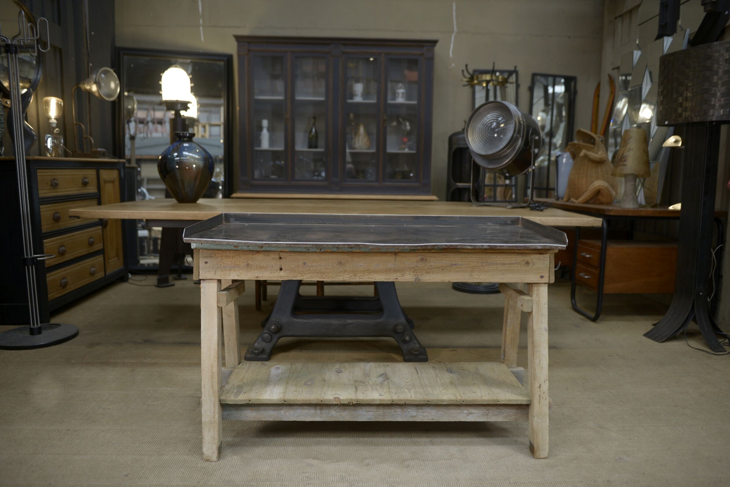 Industrial console table in fir and metal 1930