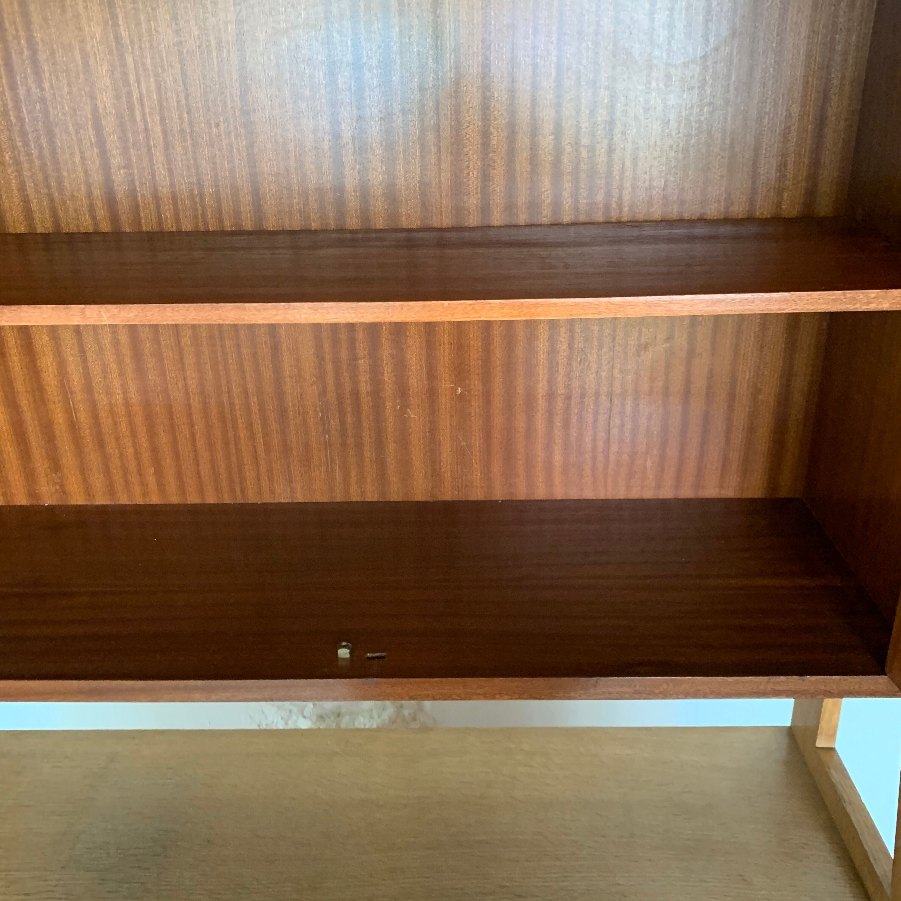 Buffet vintage in Chene