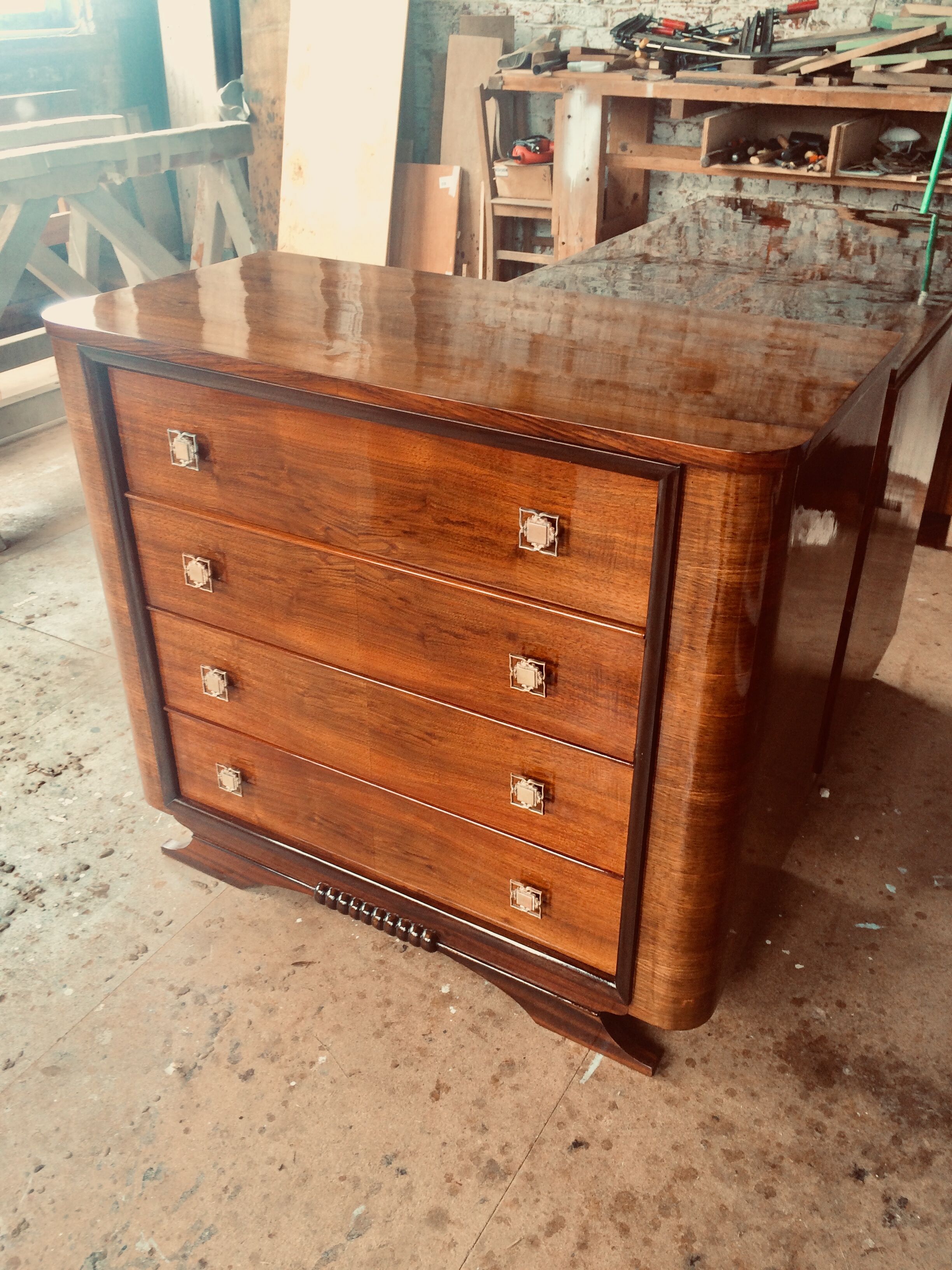 Commode vintage