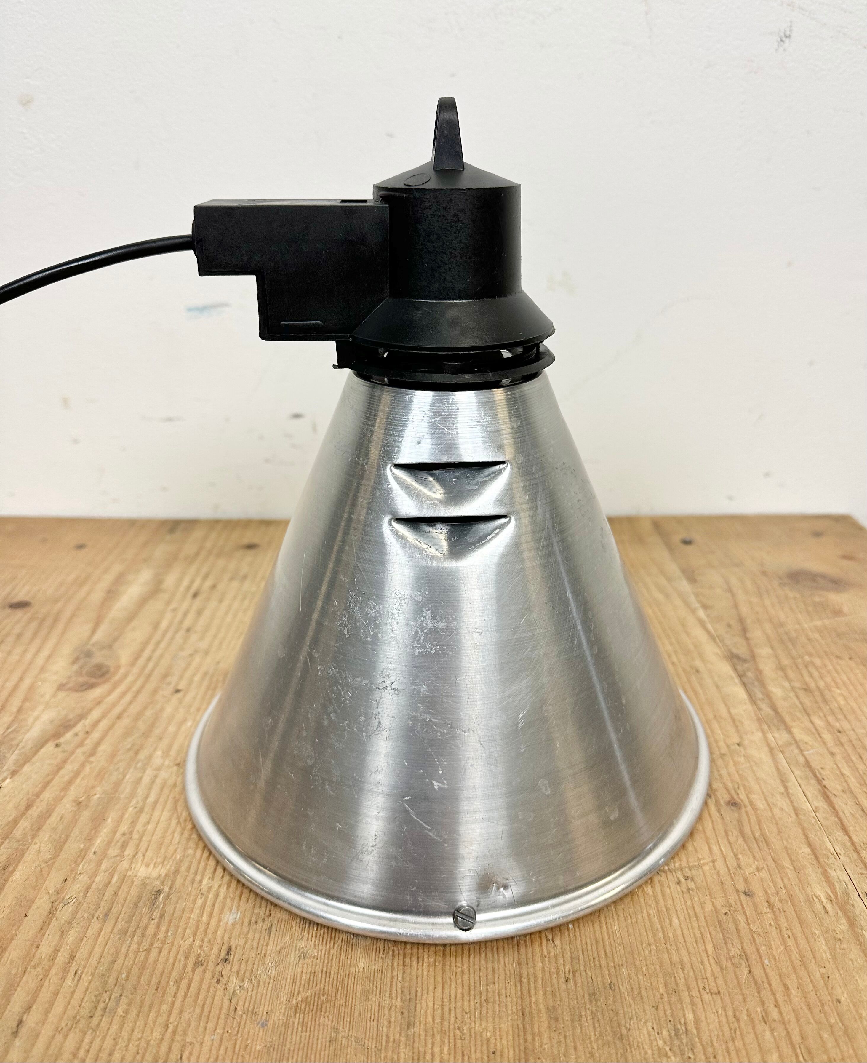 Small Industrial French Aluminium Pendant Lamp, 1960s