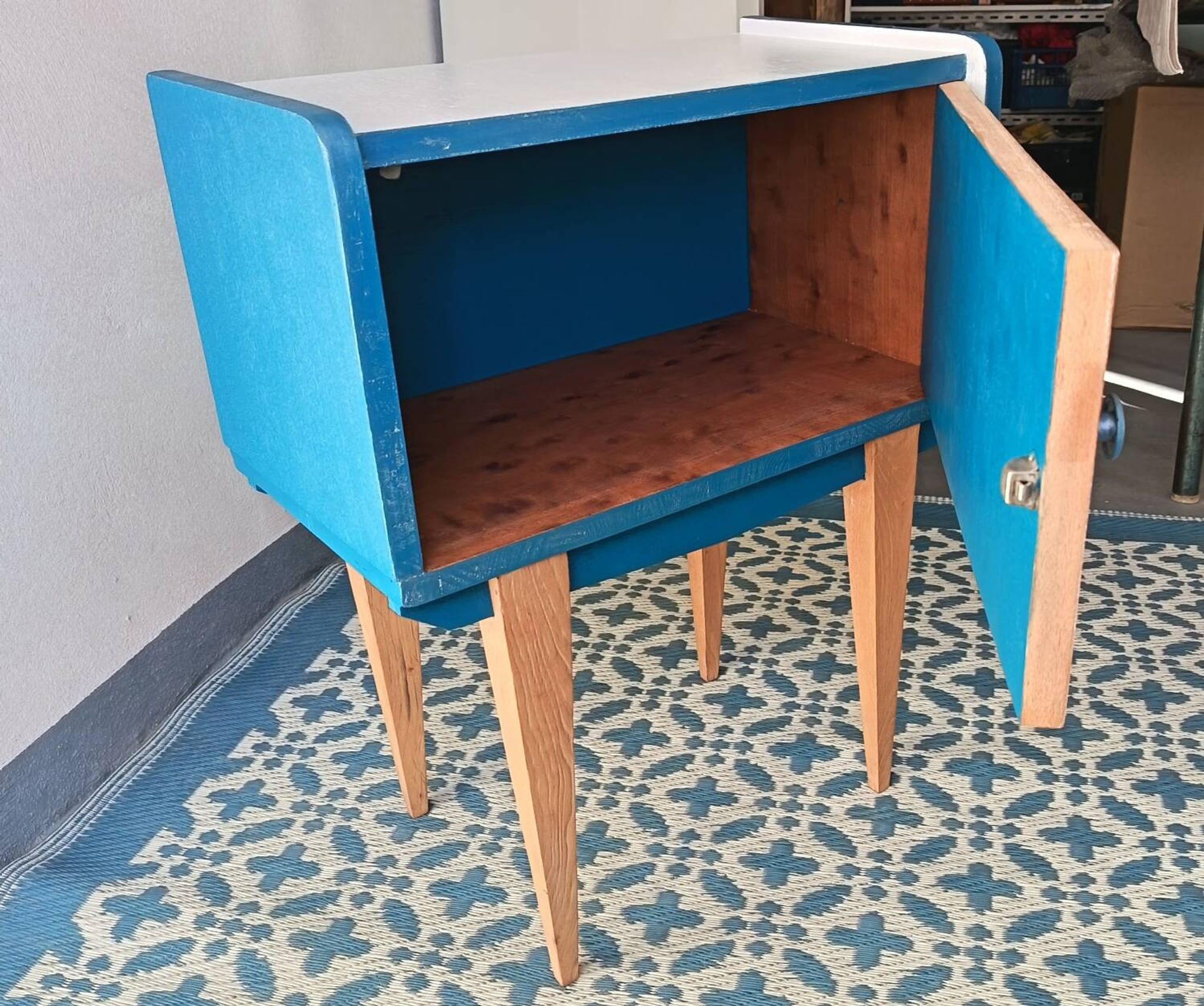 Bedside table