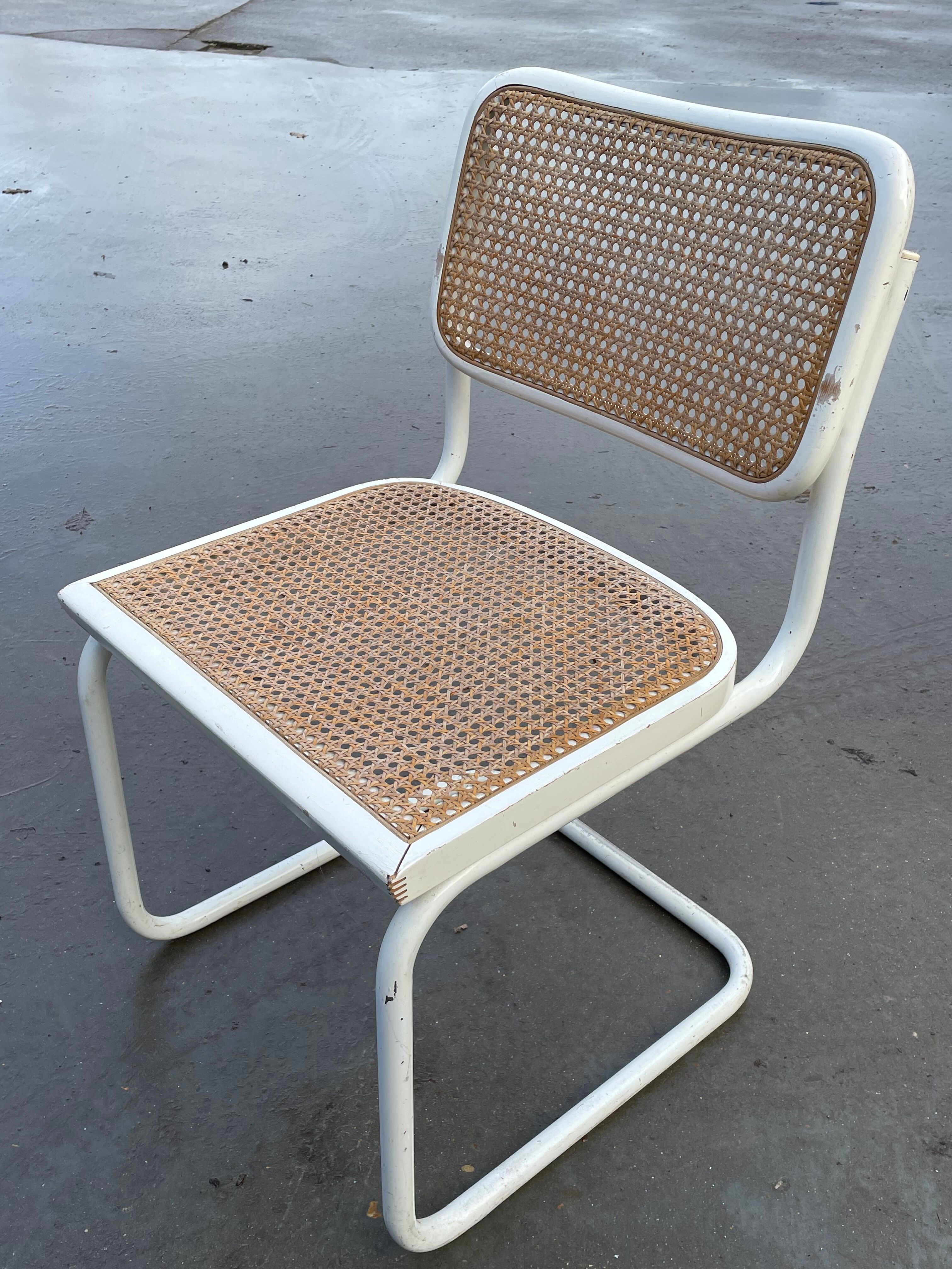 Cesca design chair b32 model white