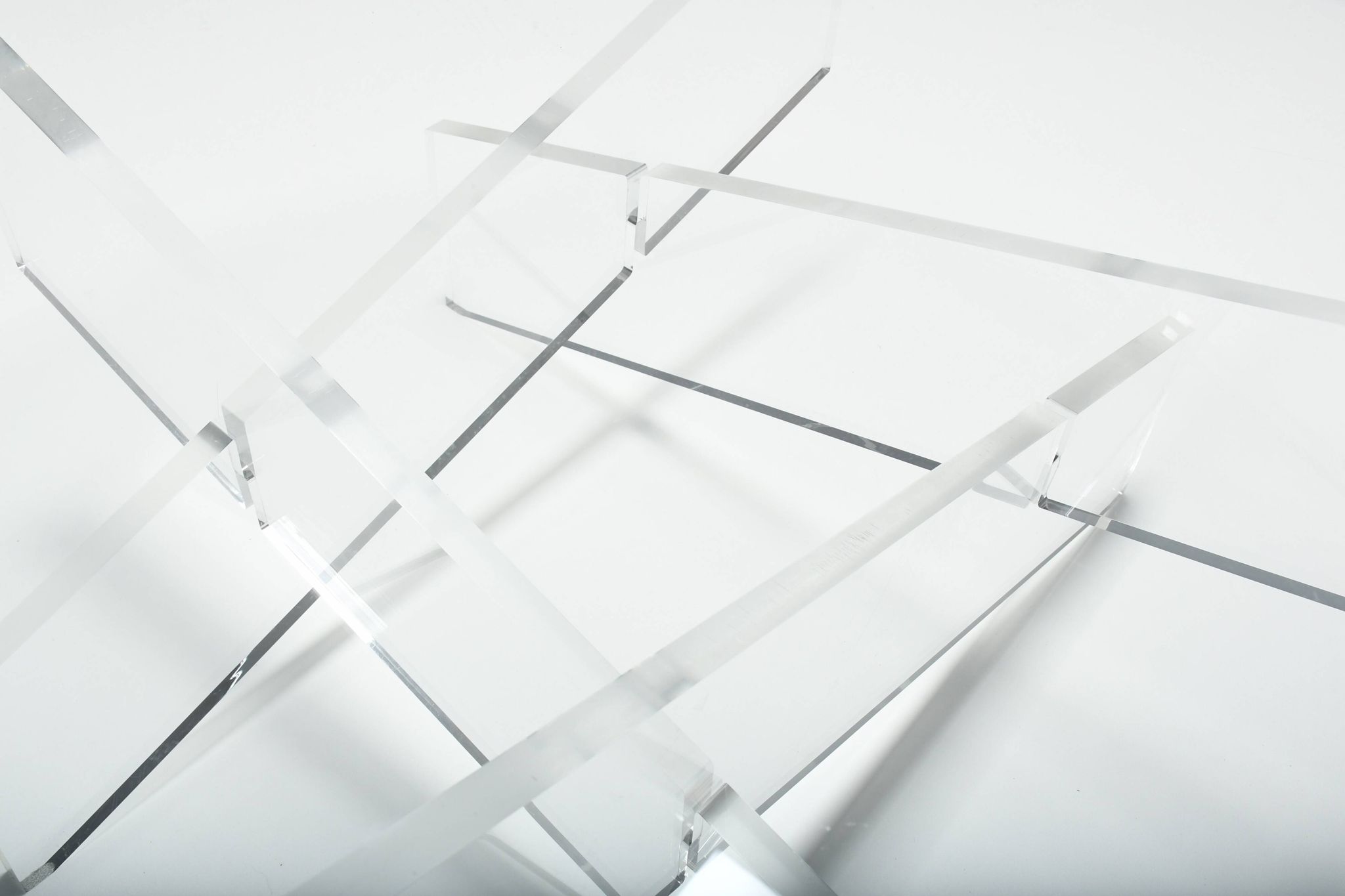 Table basse graphique en lucite et verre, Italie 1970