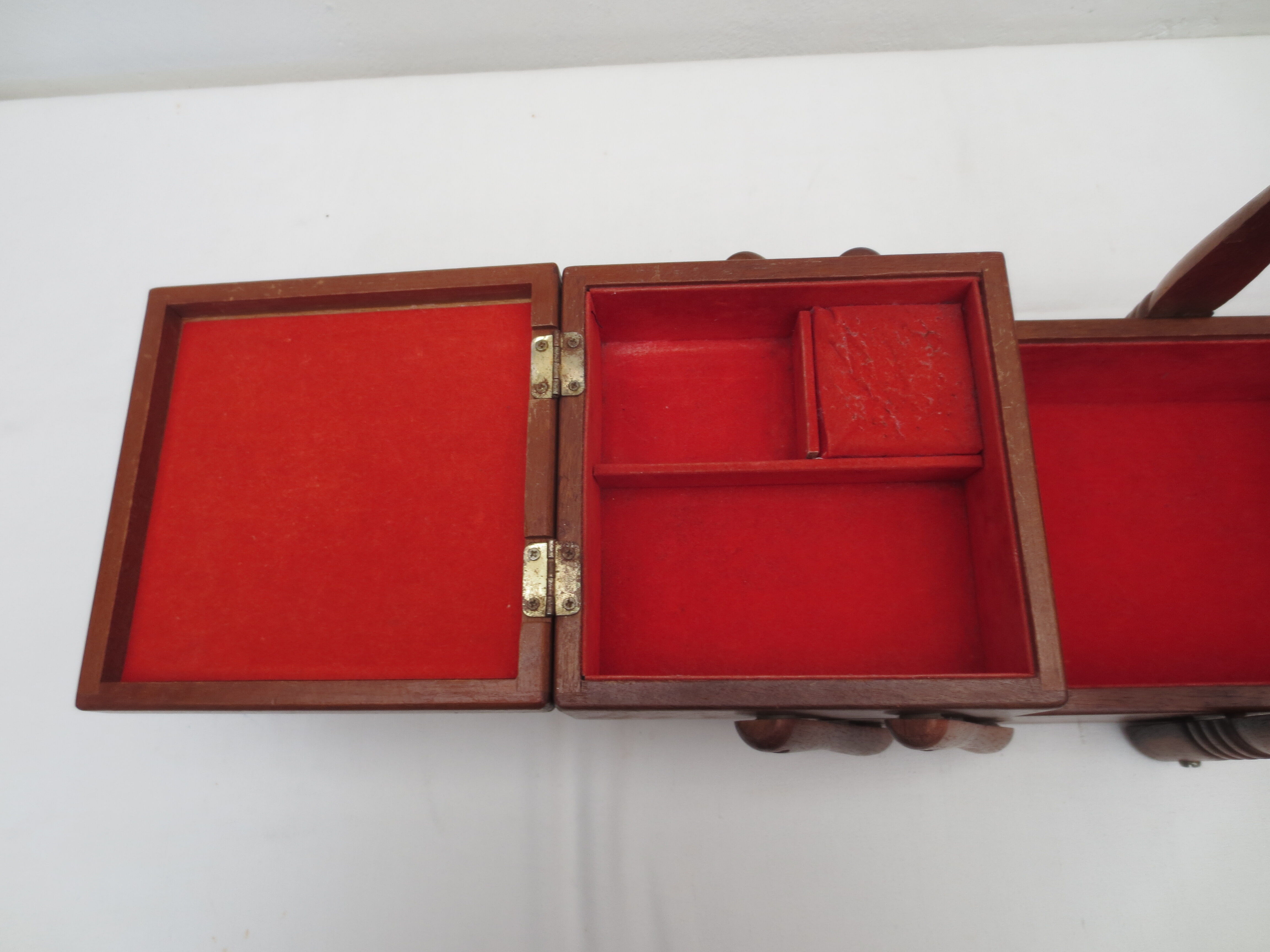 Former sewing box