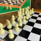 Magnetic and foldable chess set