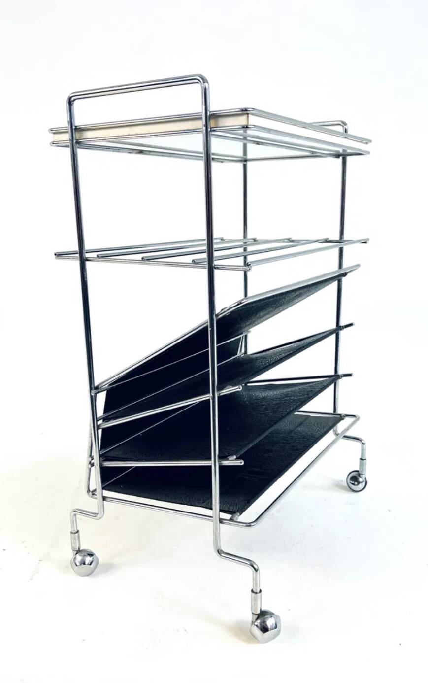 Bauhaus magazine rack