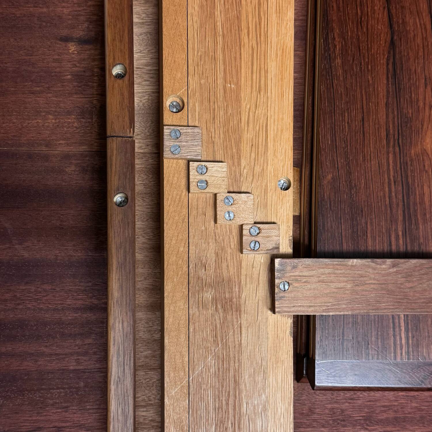 Mid-Century Round Dining Table in Palisander Henry Rosengren Hansen, Denmark 1960s