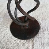 Rusty twisted candle holder for round candles