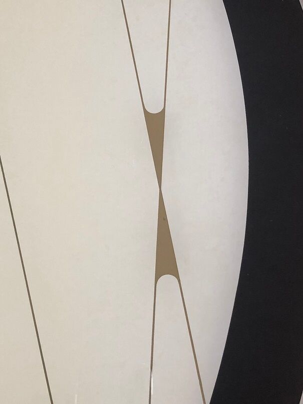 Opal tripod table in graphic glass from the 60s