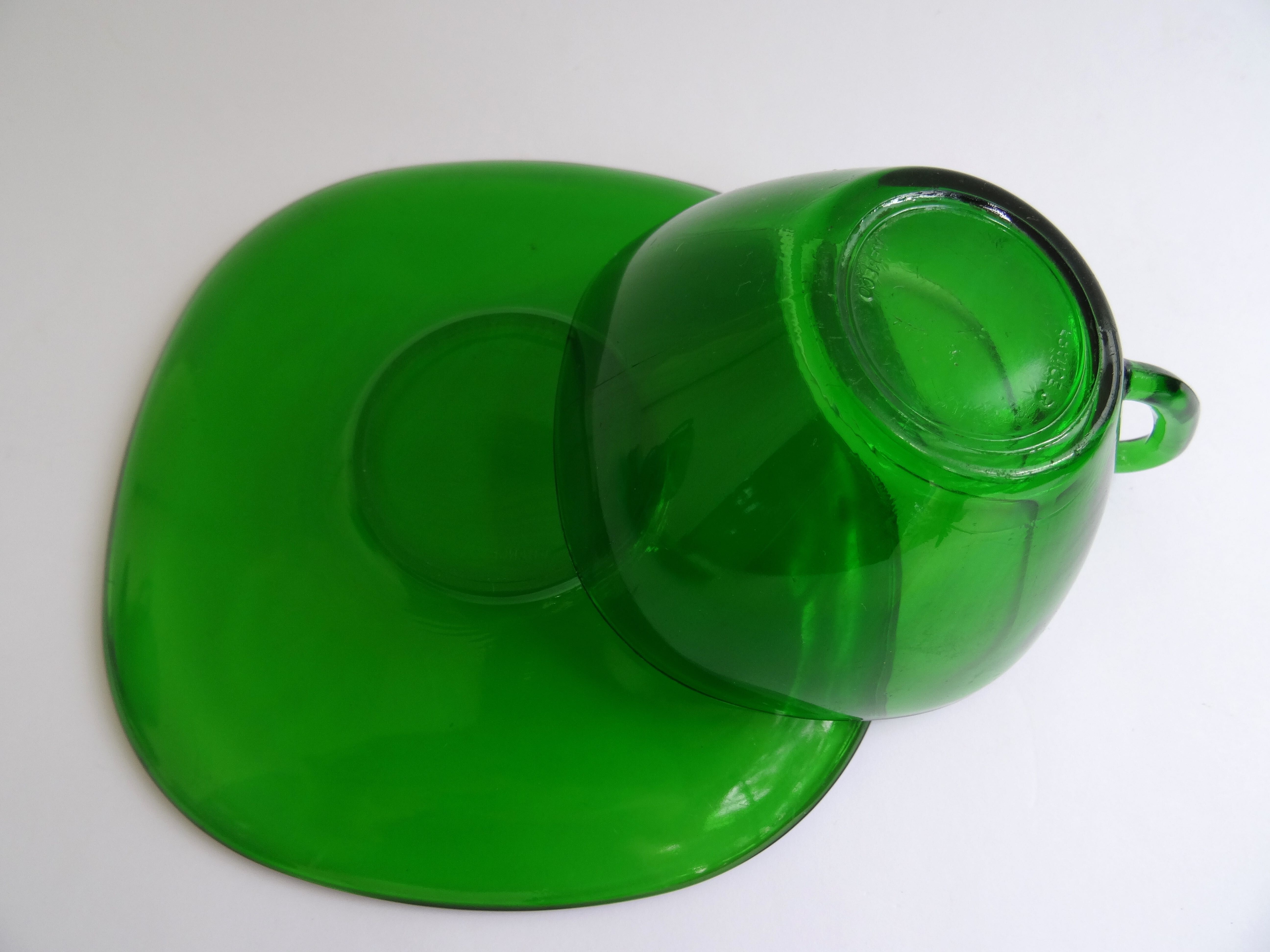 Green Vereco coffee cups