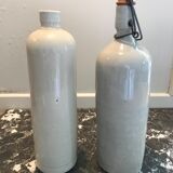 Lot de 2 bouteille en grès vernissé, gris