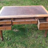 Burreau flat louis XV I style