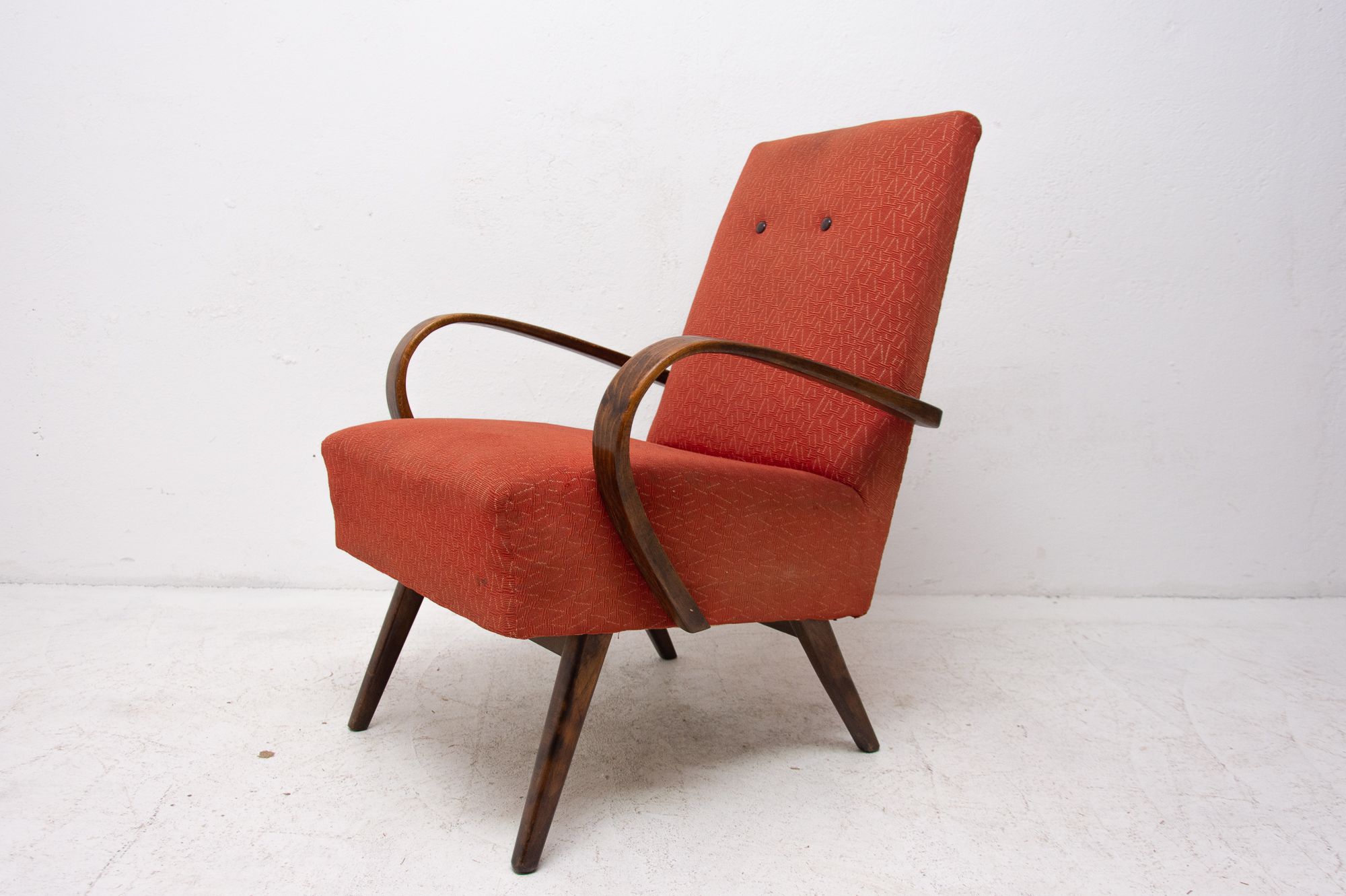 Pair of mid century bentwood armchairs by Jaroslav Šmídek, 1960s