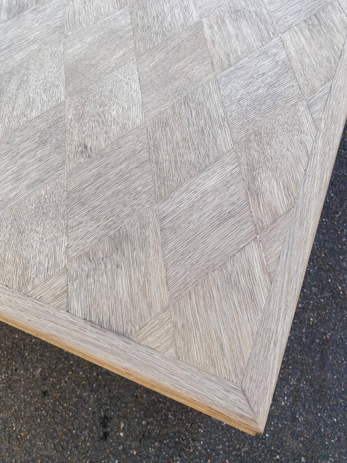 Renovated 19th-century Breton farmhouse dining table, extendable, in oak, 200-290 cm.