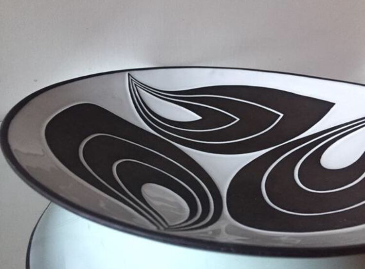 Ceramic plate by Schollert Denmark