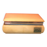 Boîte en albâtre jaune clair