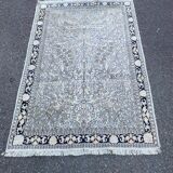 Handmade beige wool Persian rug 130x200