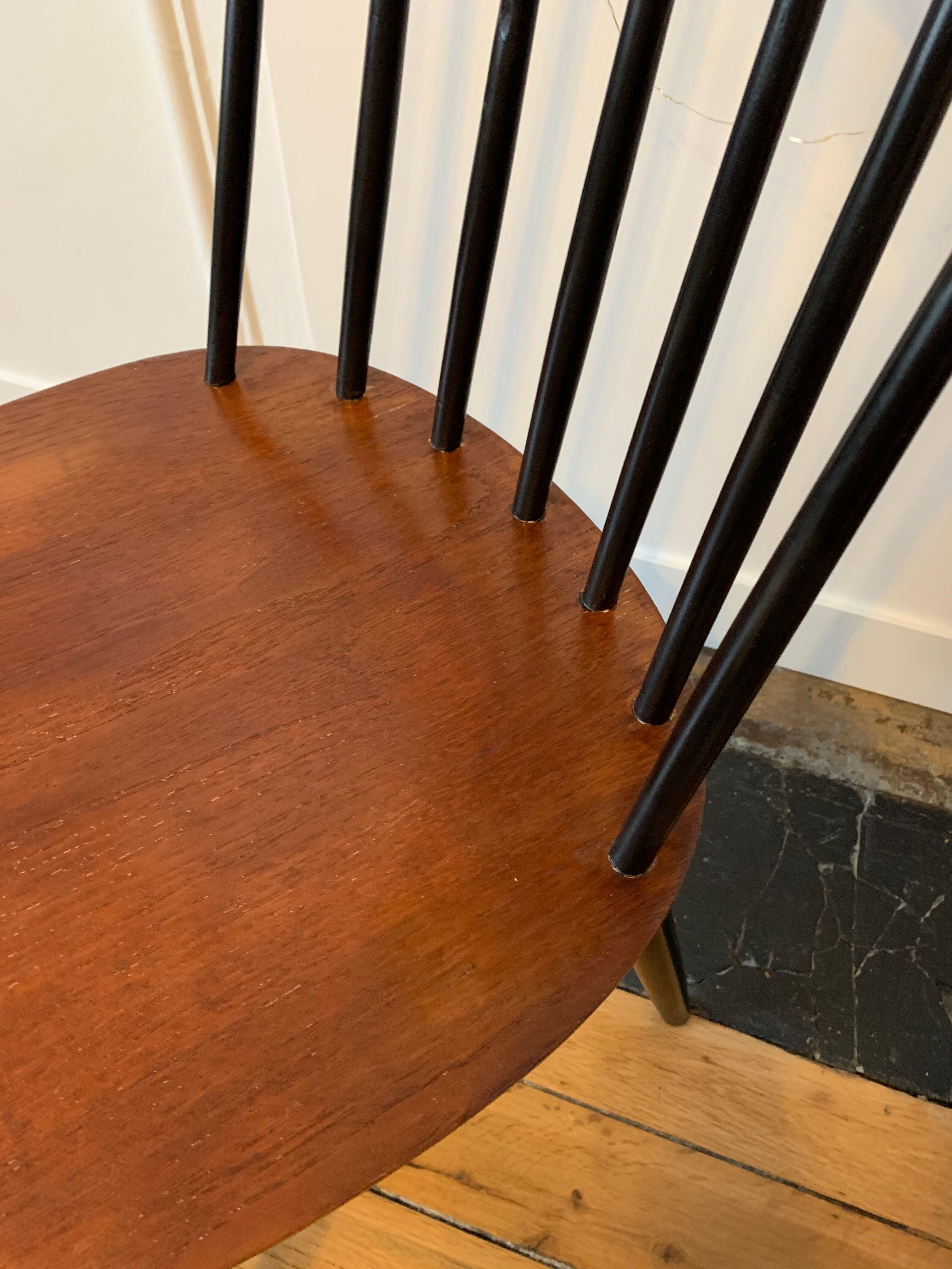 Tapiovaara Scandinavian 60s chair