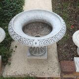 Set of planters: clasp and cast iron pots