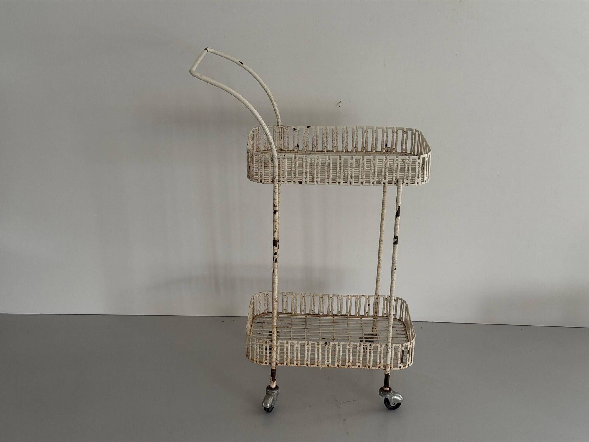 Bar cart or service table in white metal, 1960, France