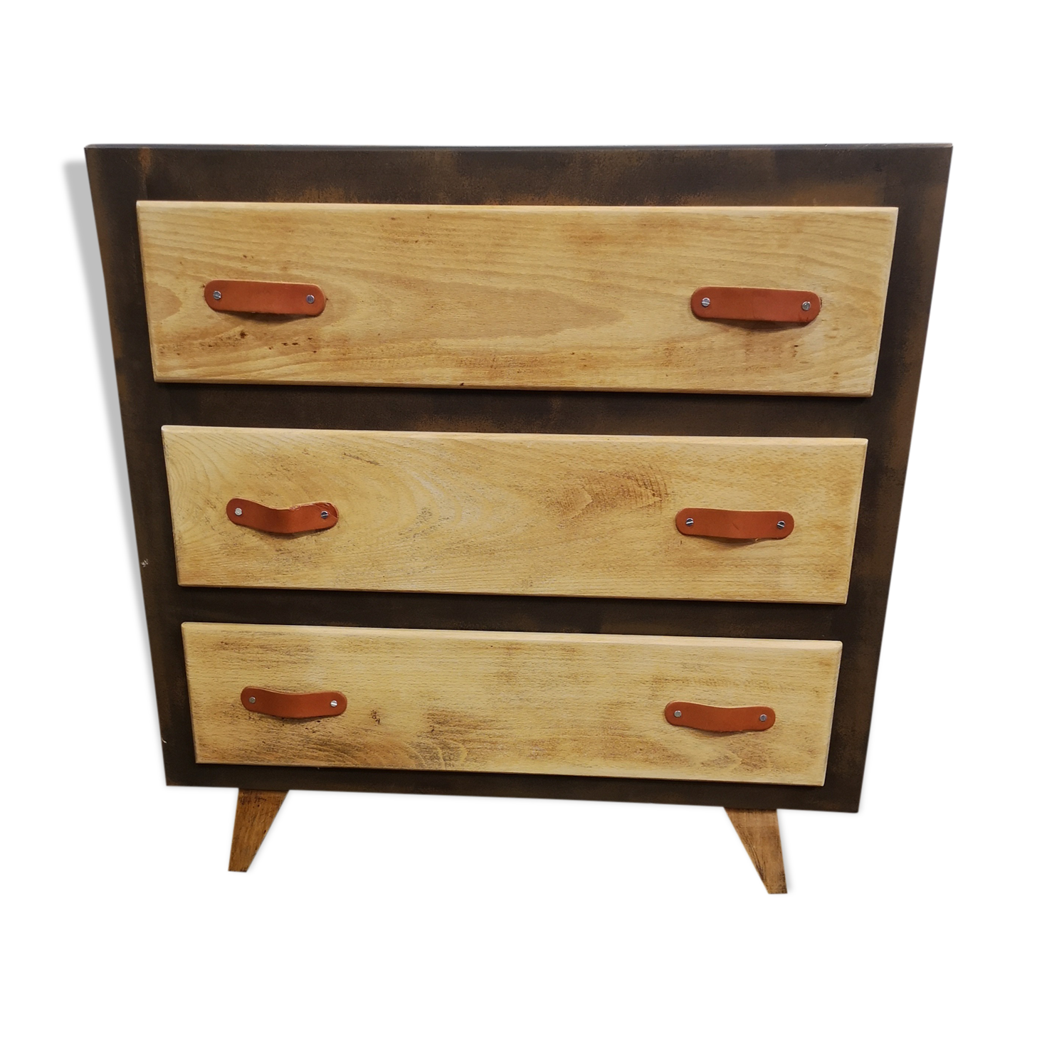 Chest of drawer compass feet