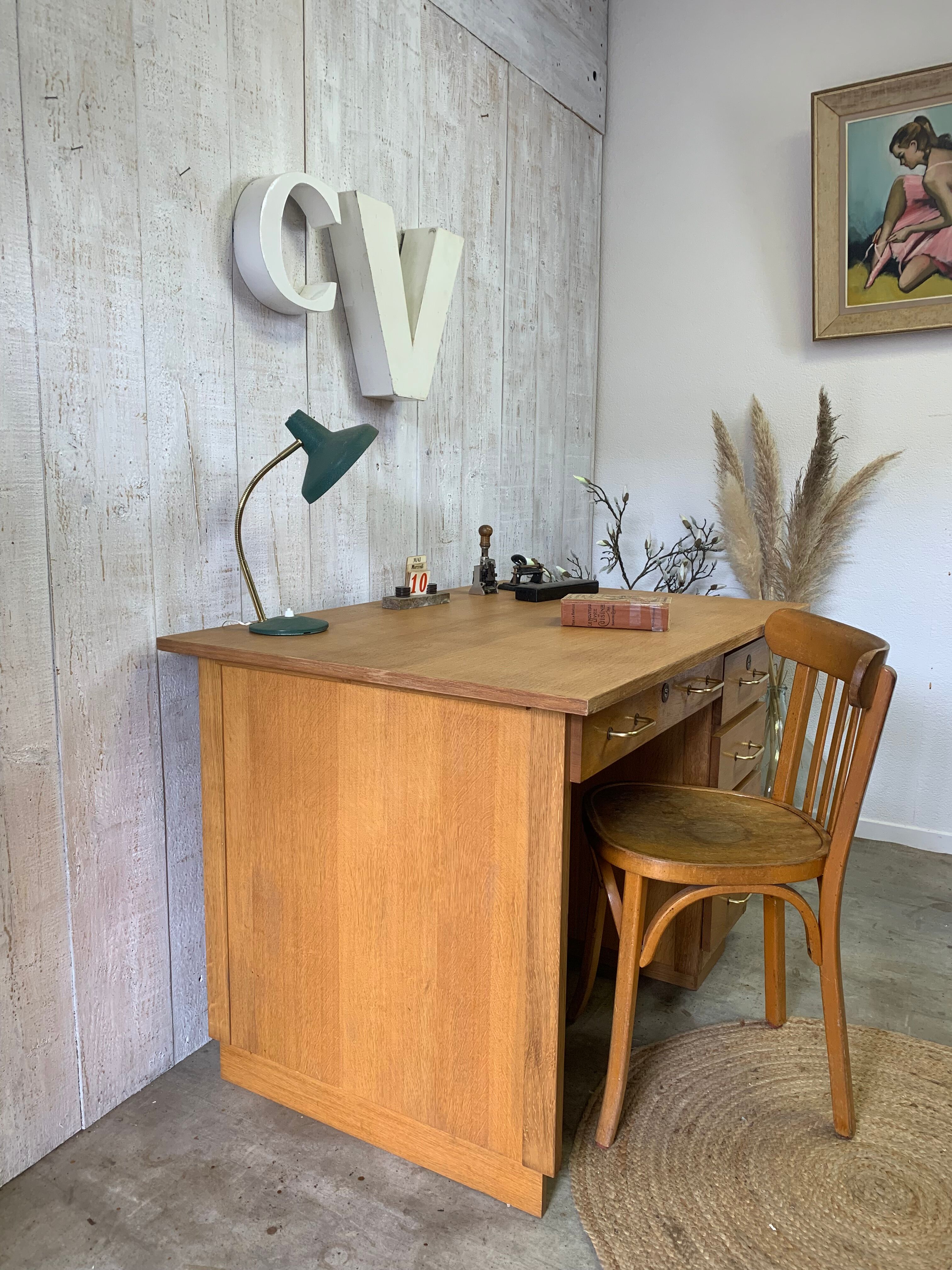 Vintage "spirol" desk