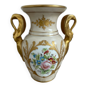Vase balustre en porcelaine de