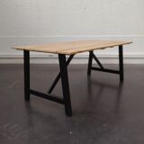 Pine table