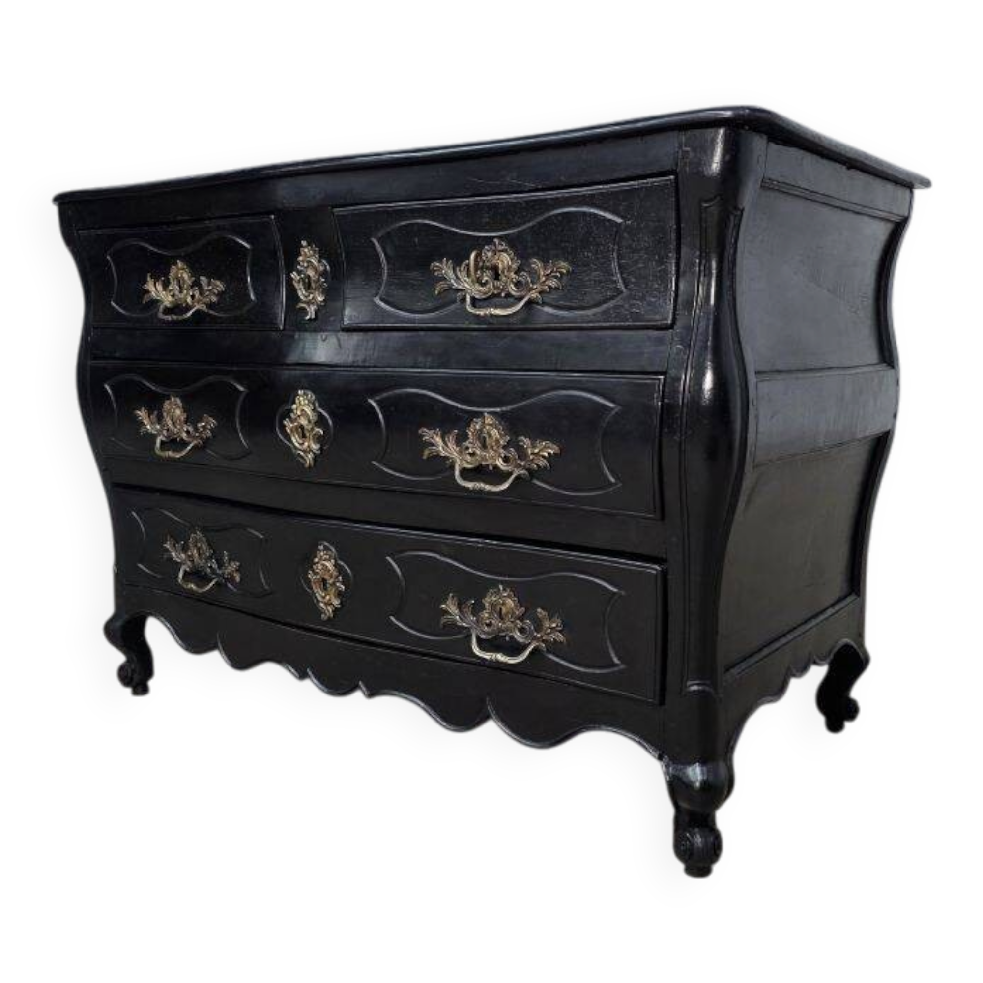 Beautiful curved tomb commode from the Louis XV period, black lacquered.