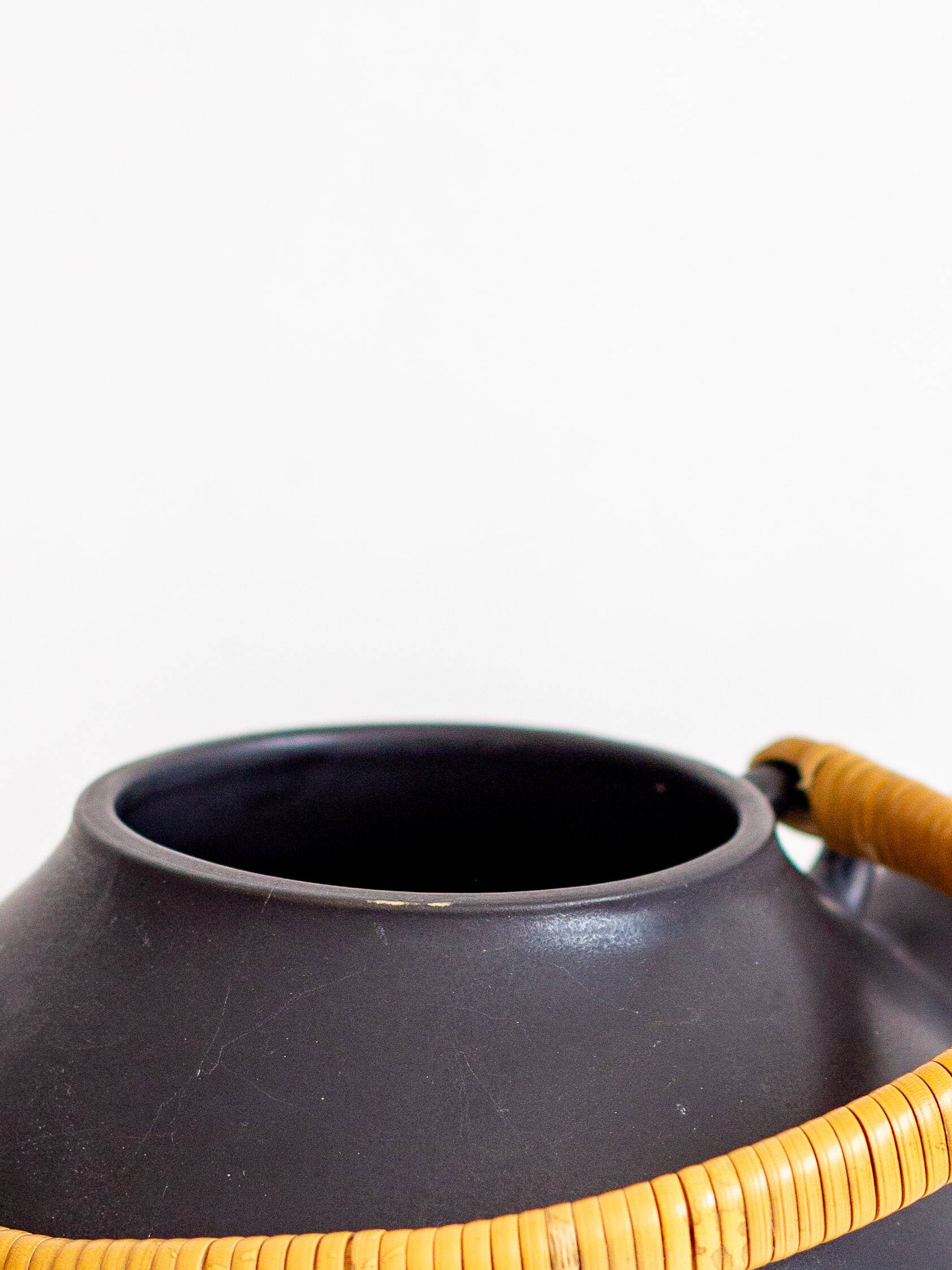 “GA3” teapot, Ulla Procopé x Arabia Finland, 50s-70s