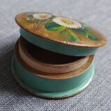 Boîte en bois peint