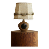 Small 1960s lamp in stoneware with a dark brown enamelled medallion.