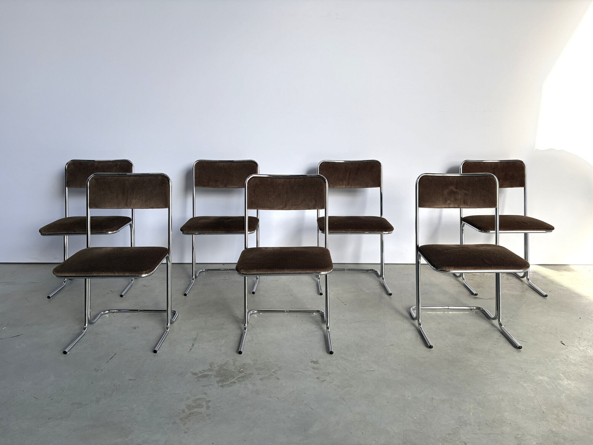 Vintage tubular chrome dining chairs, 1960s