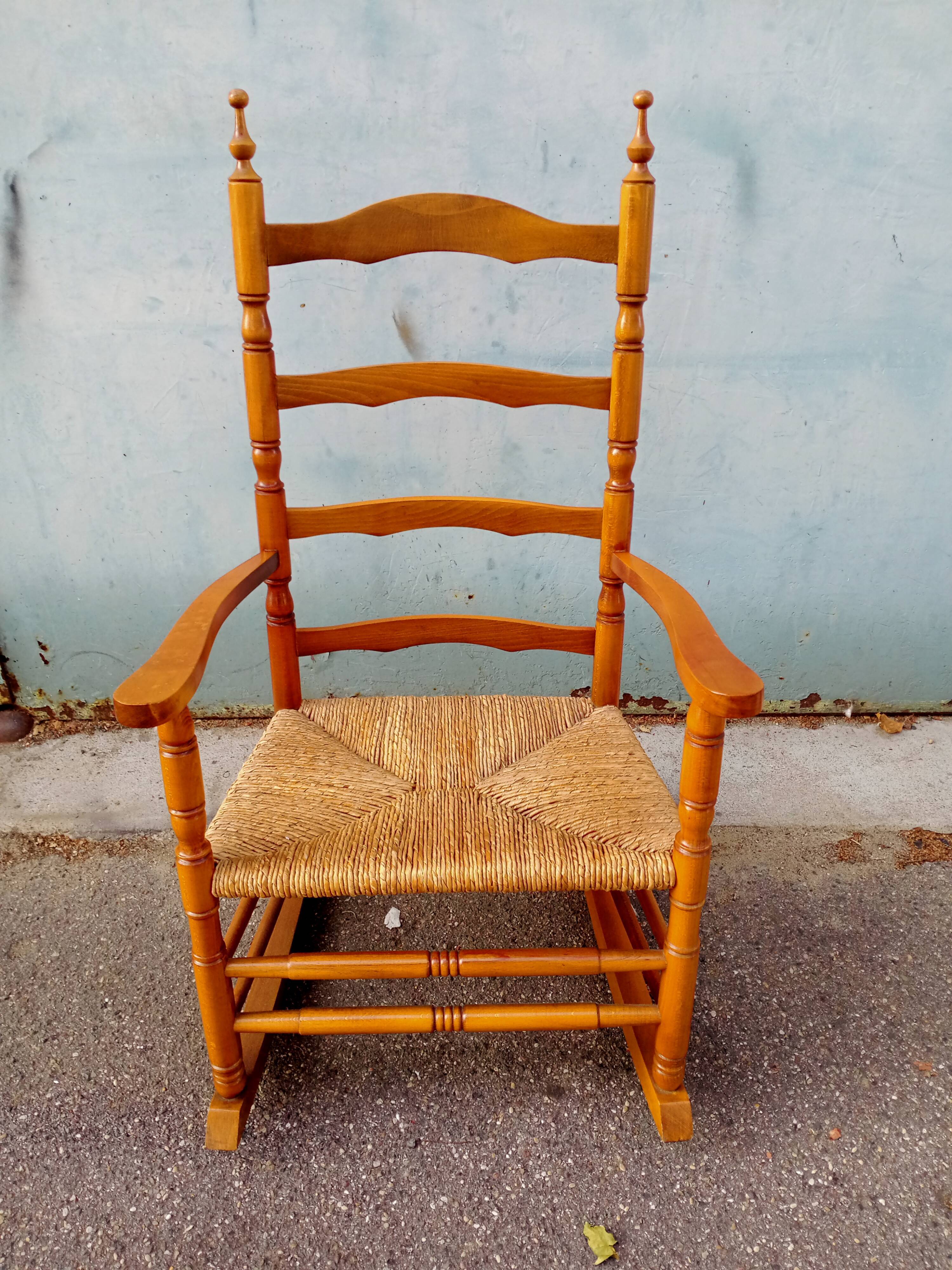 Vintage rocking chair