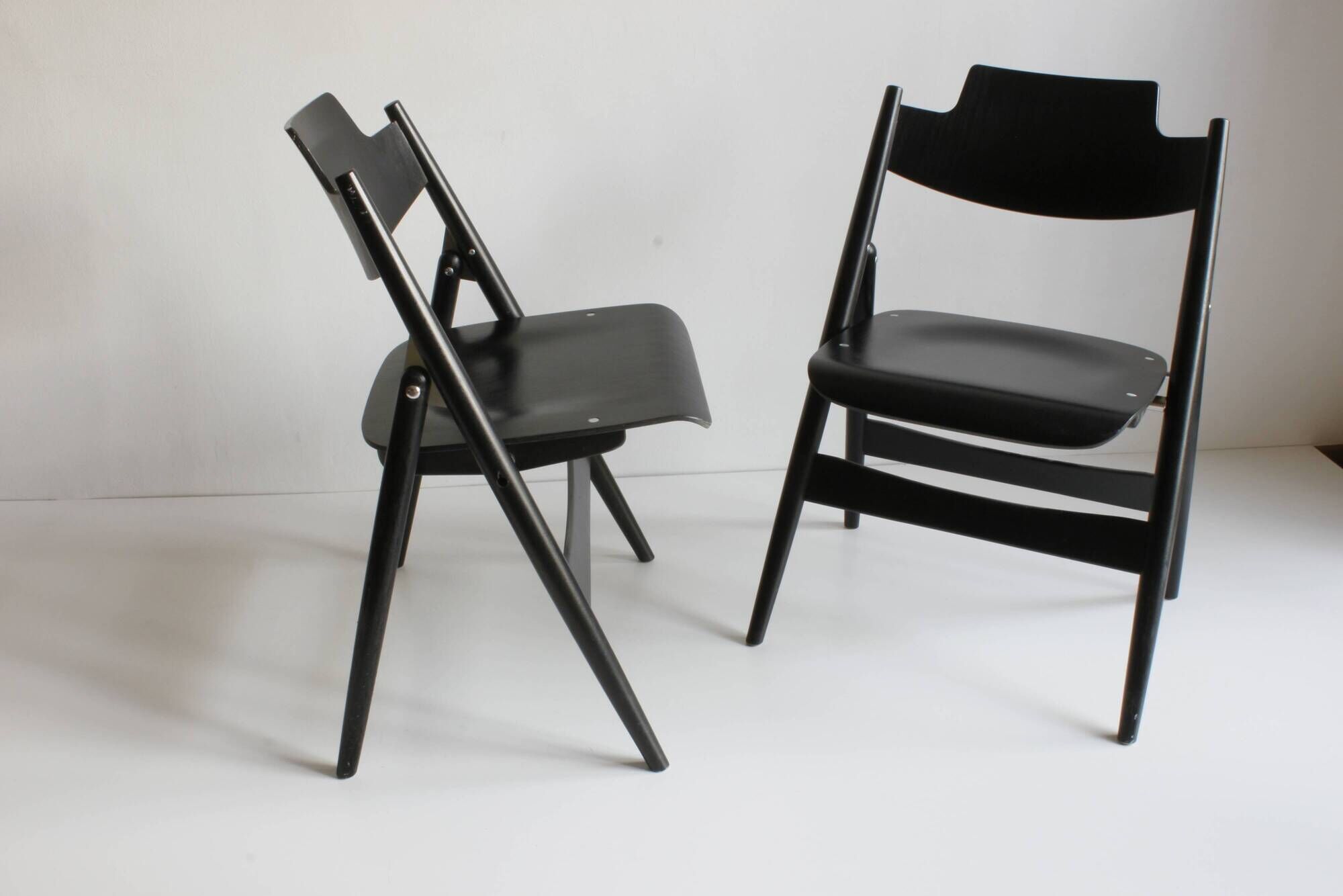 Wooden folding chairs SE18 by Egon Eiermann for Wilde & Spieth, Germany 1952.