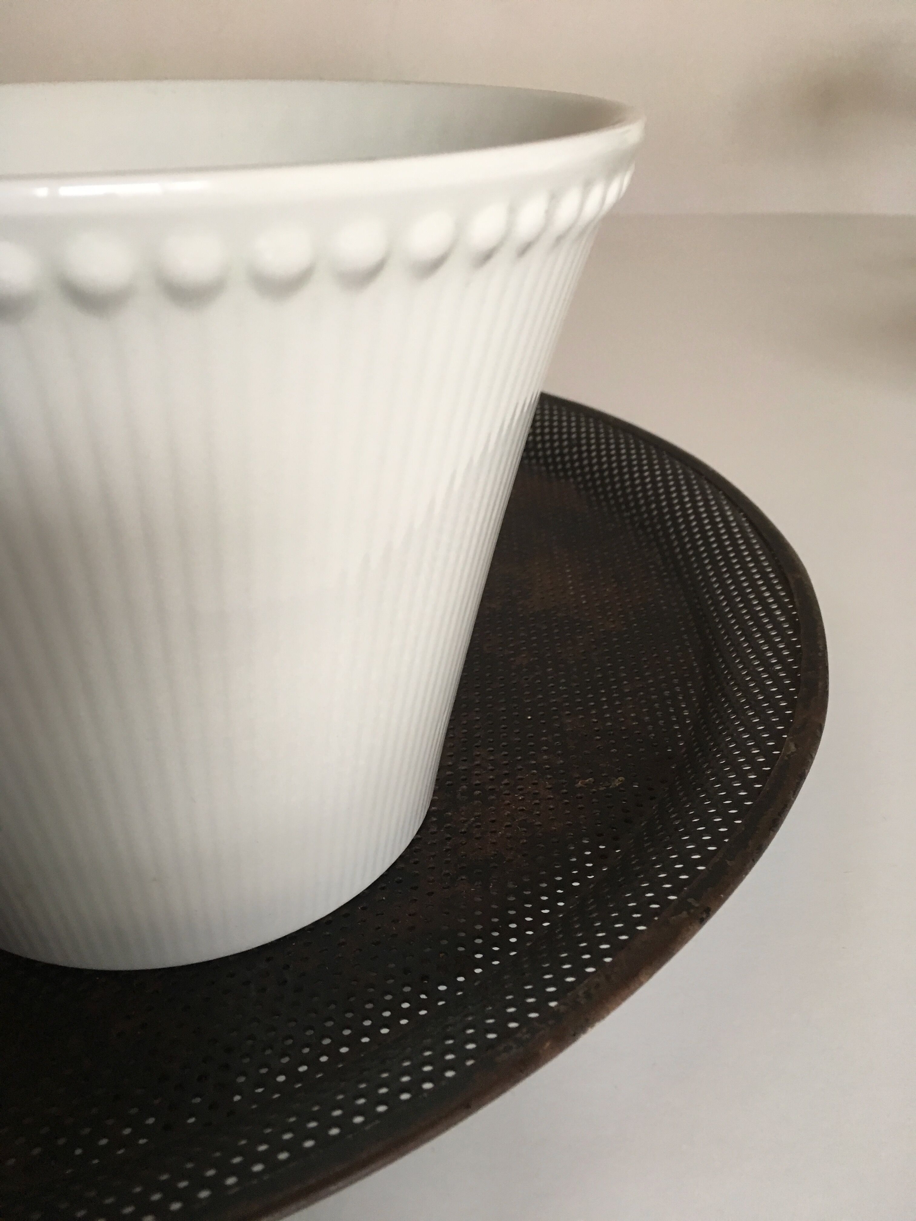 Cache pot Rörstrand Sweden 60s by Tiara by Hertha Bengtsson