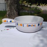 Enamelled cast iron fondue pan