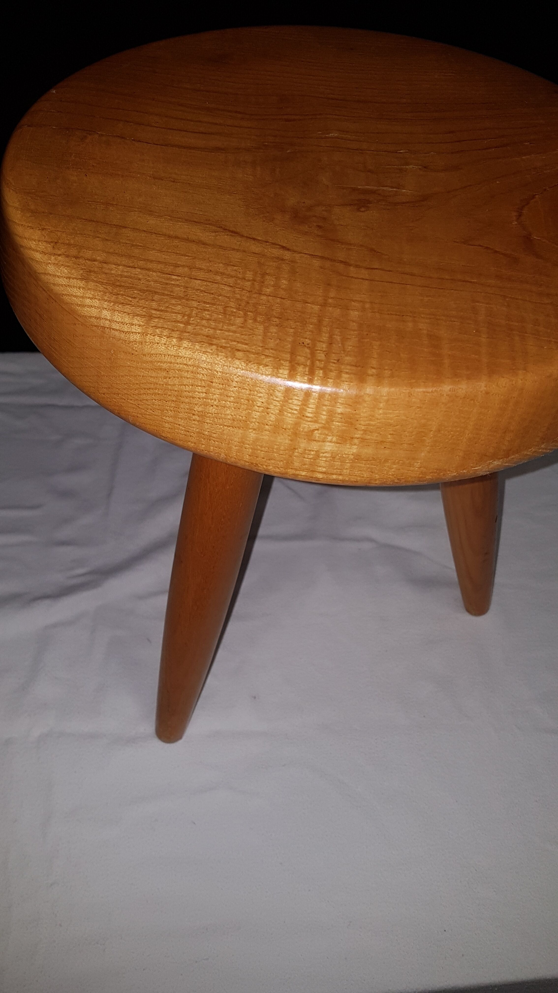 Sentou-stamped  stool