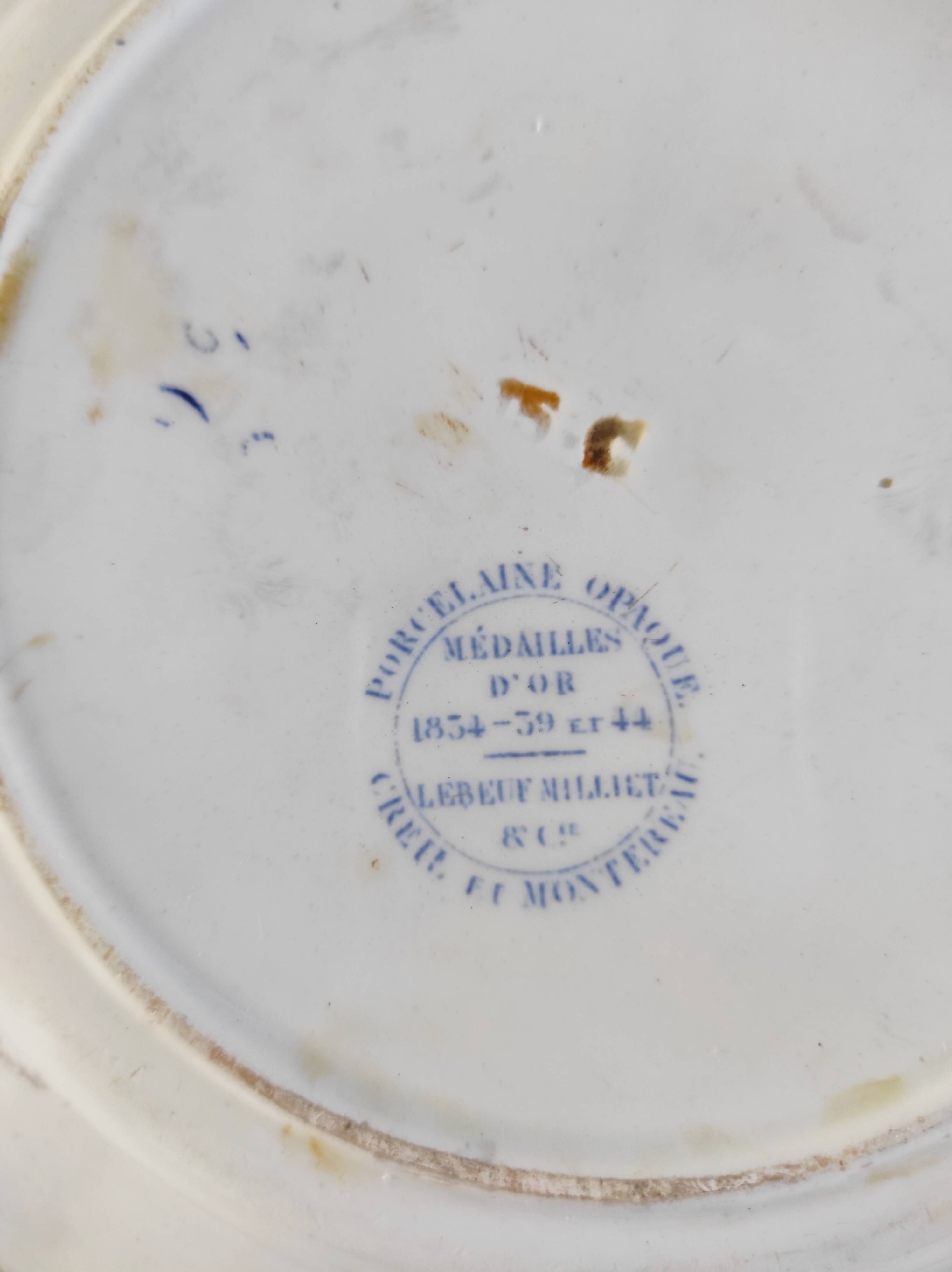 Japanese pagoda plate, Creil and Montereau, 19th century